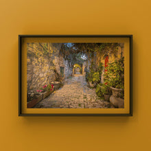 Load image into Gallery viewer, Yemin Moshe - ימין משה